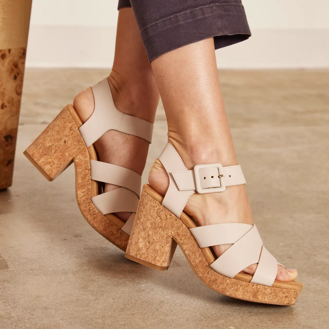 Sandale plateforme en cuir souple Ava