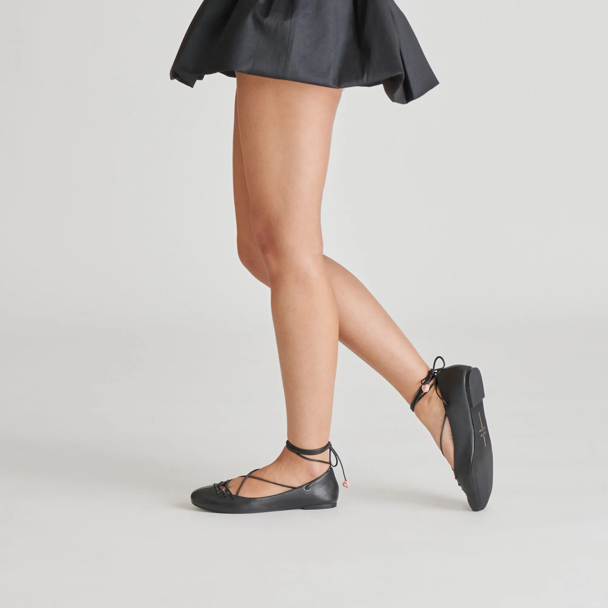 BEATE BALLET FLATS EN CUIR NOIR