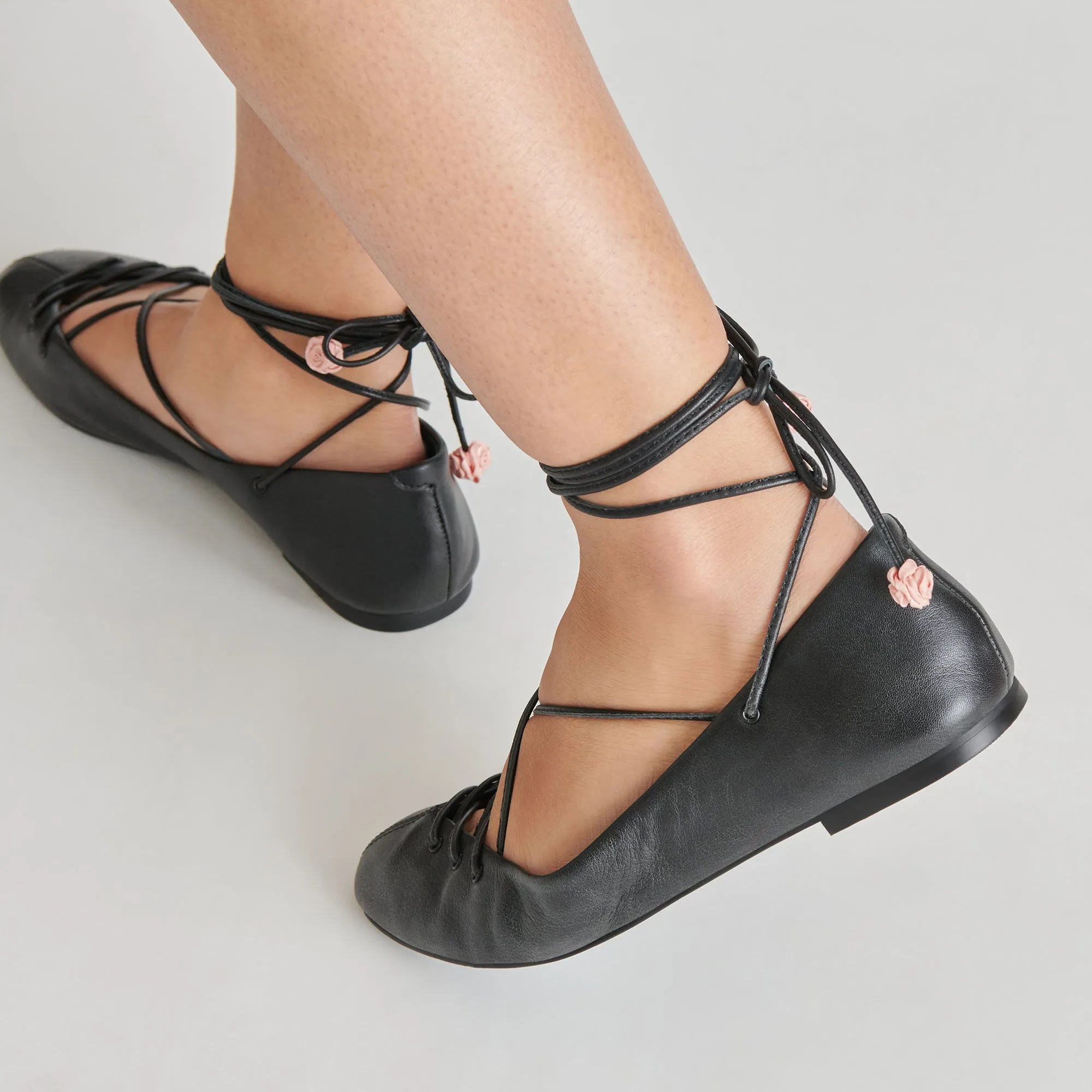 BEATE BALLET FLATS EN CUIR NOIR