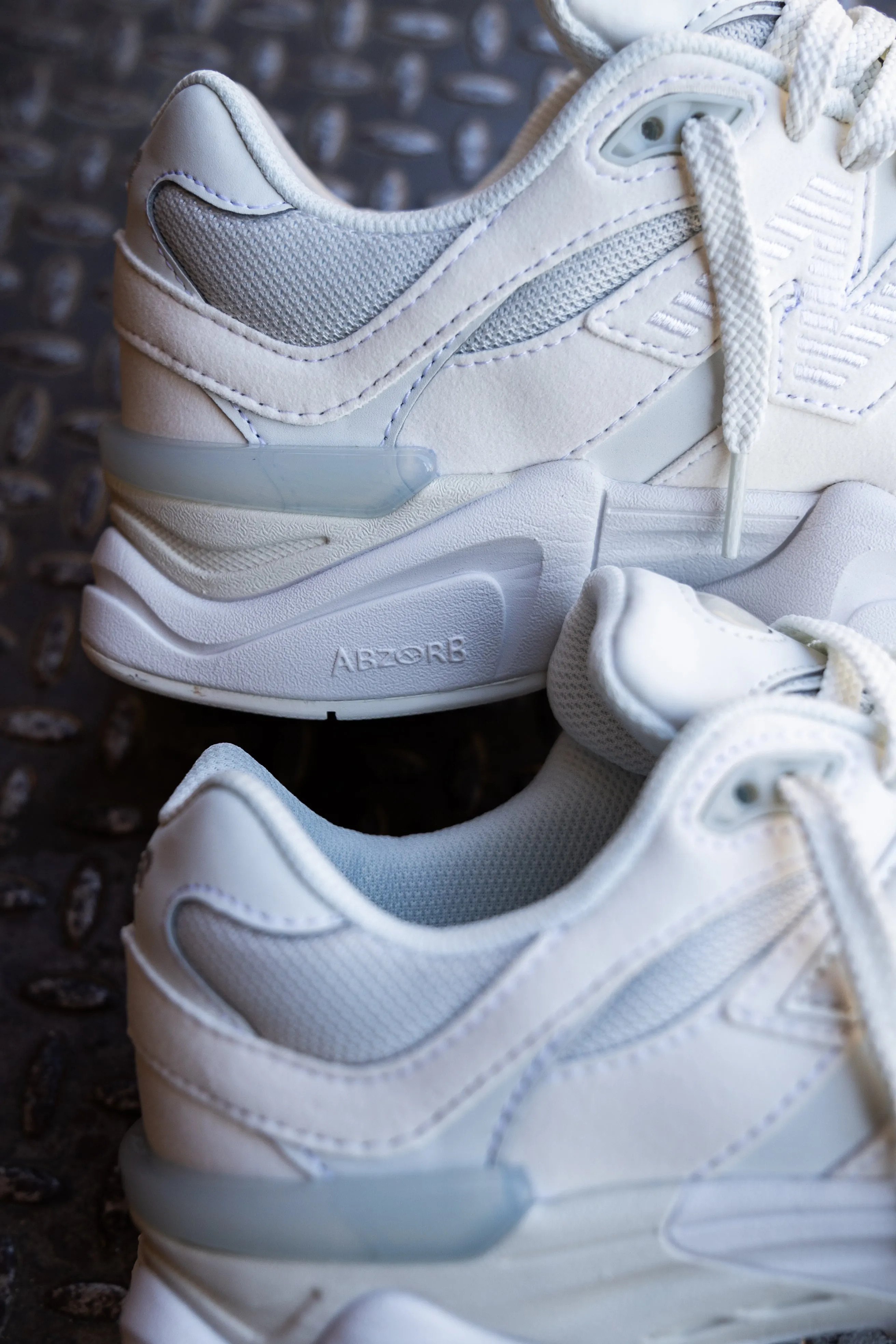 New Balance 9060 pour écoliers (Gris clair)