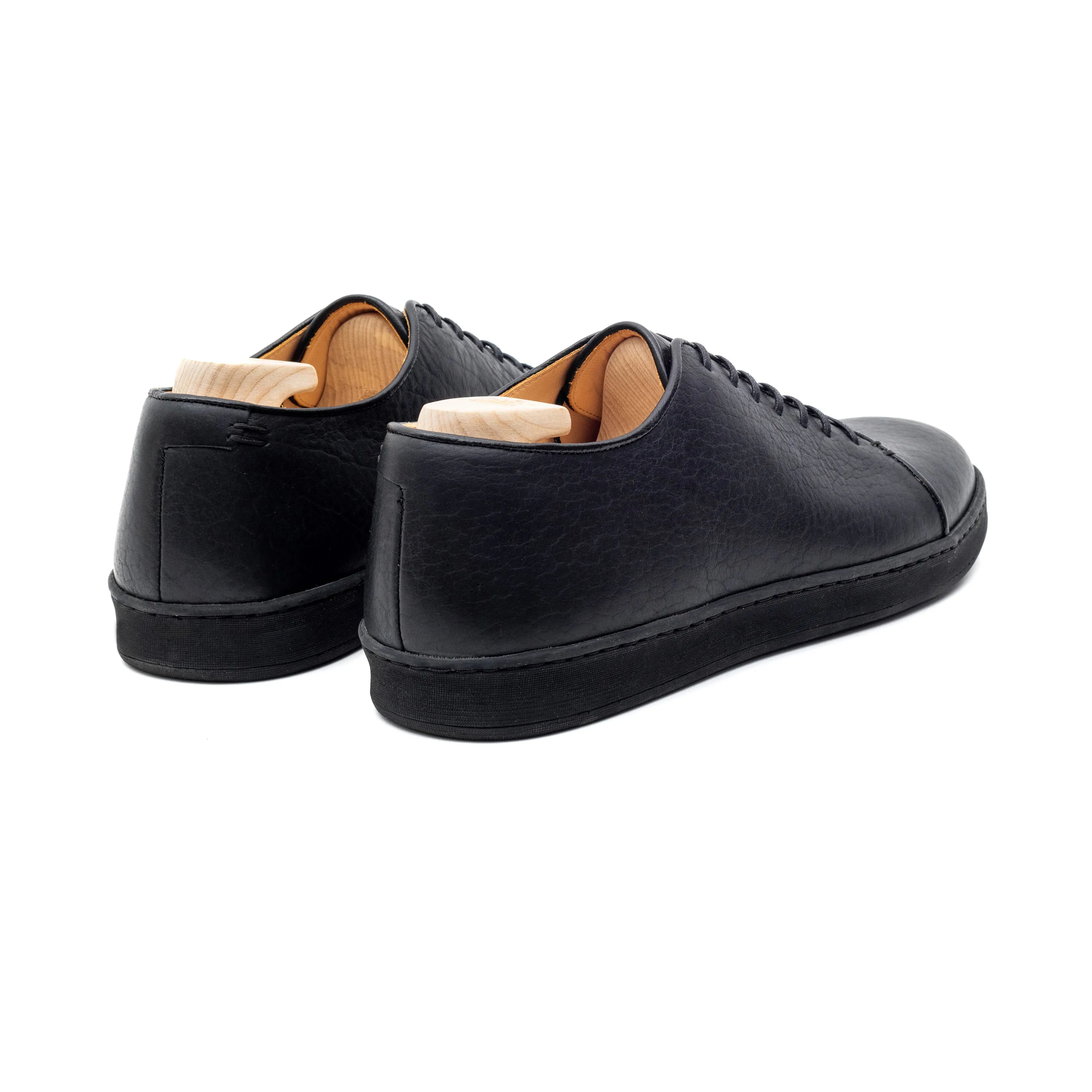 Harlestone Derby - Buffle noir Horween