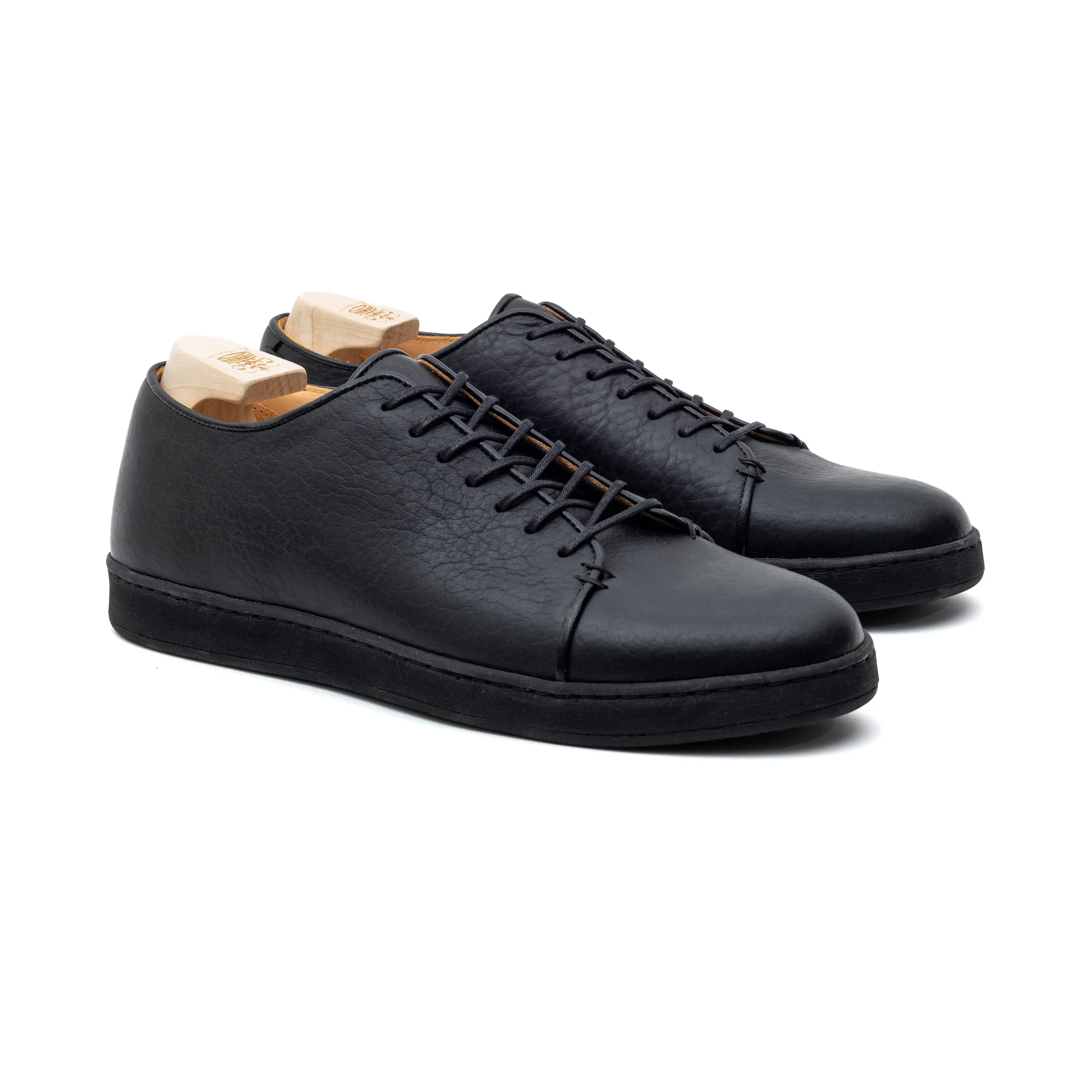 Harlestone Derby - Buffle noir Horween