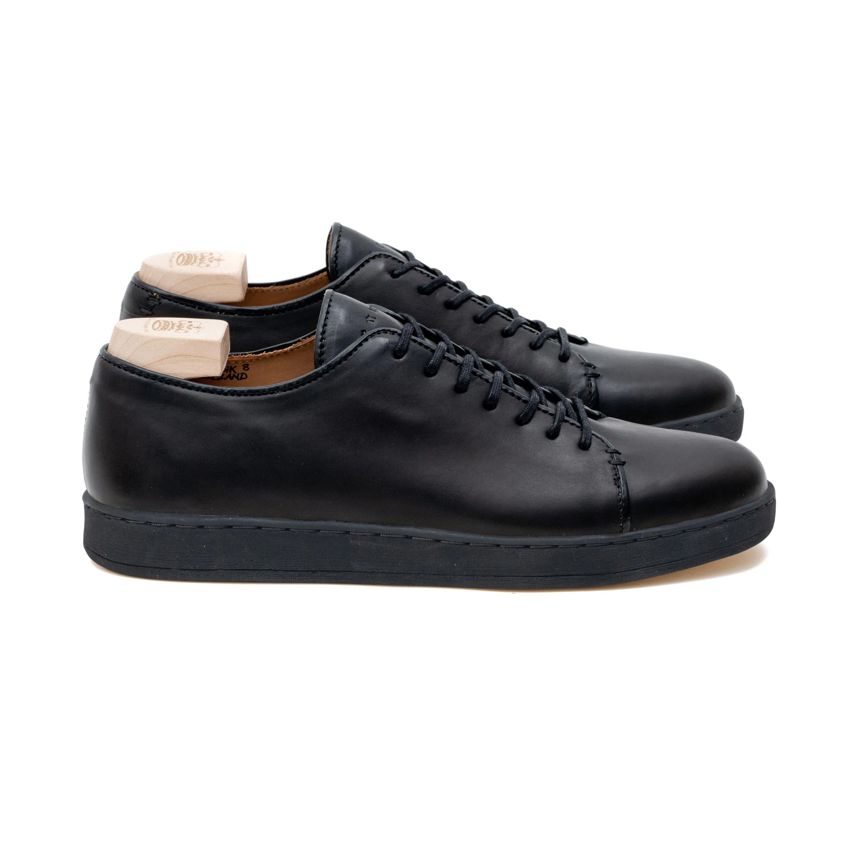 Harlestone Derby - Veau Noir Végétal