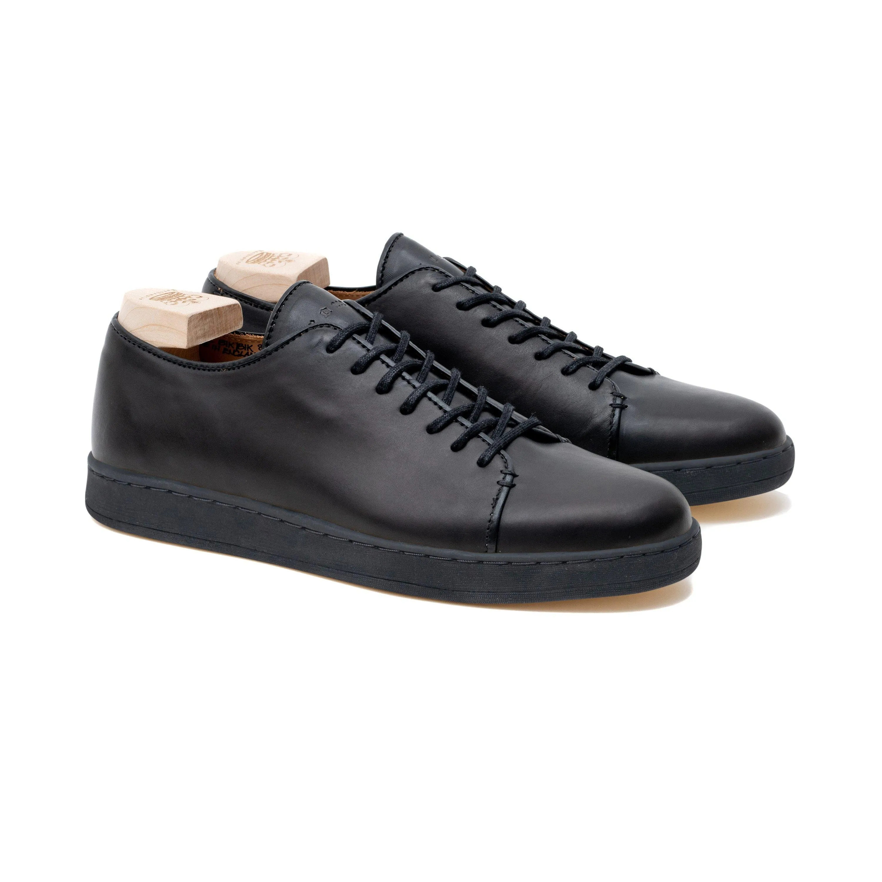 Harlestone Derby - Veau Noir Végétal