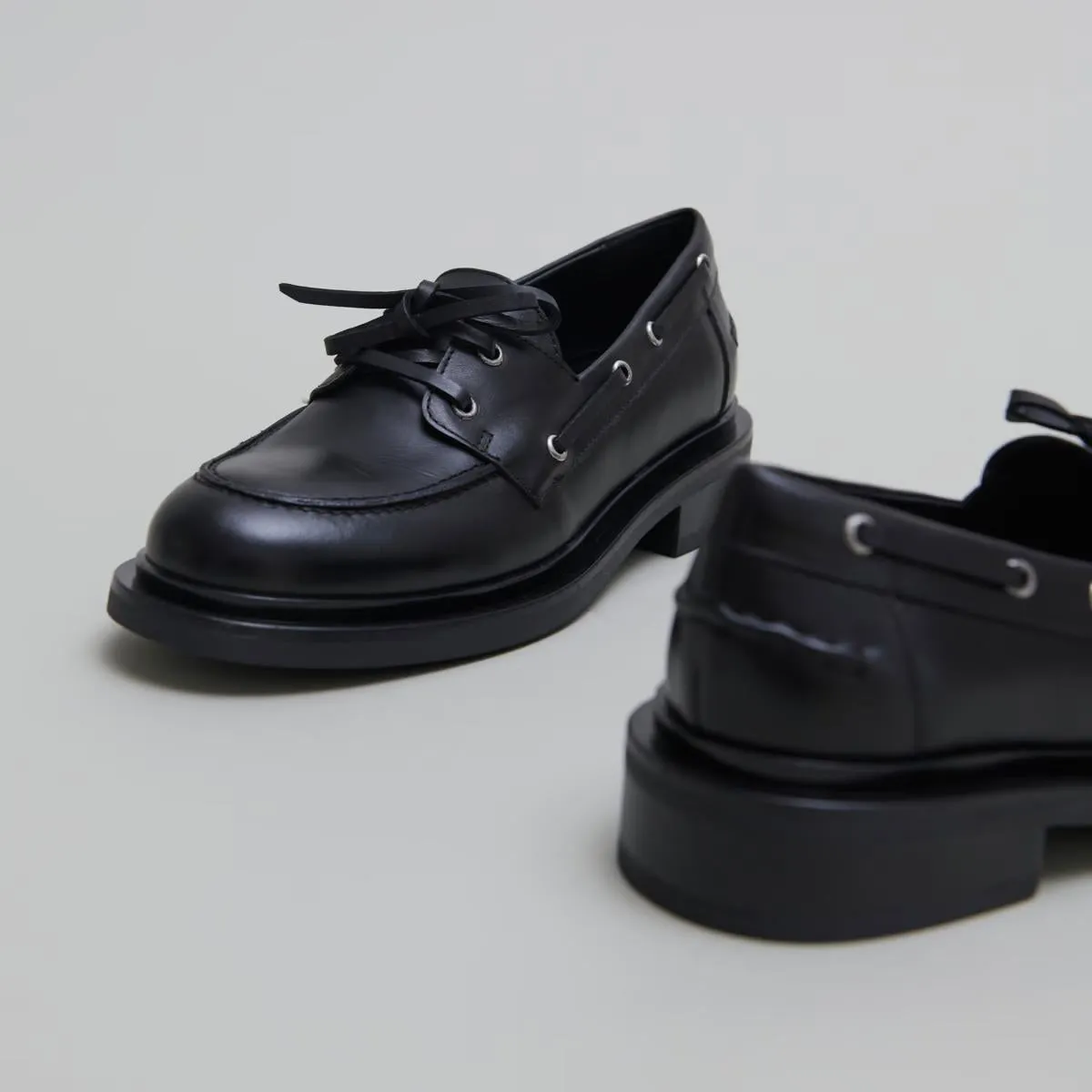 Chaussures pour Femmes Jonak 388 - Paolo Cuir Noir
