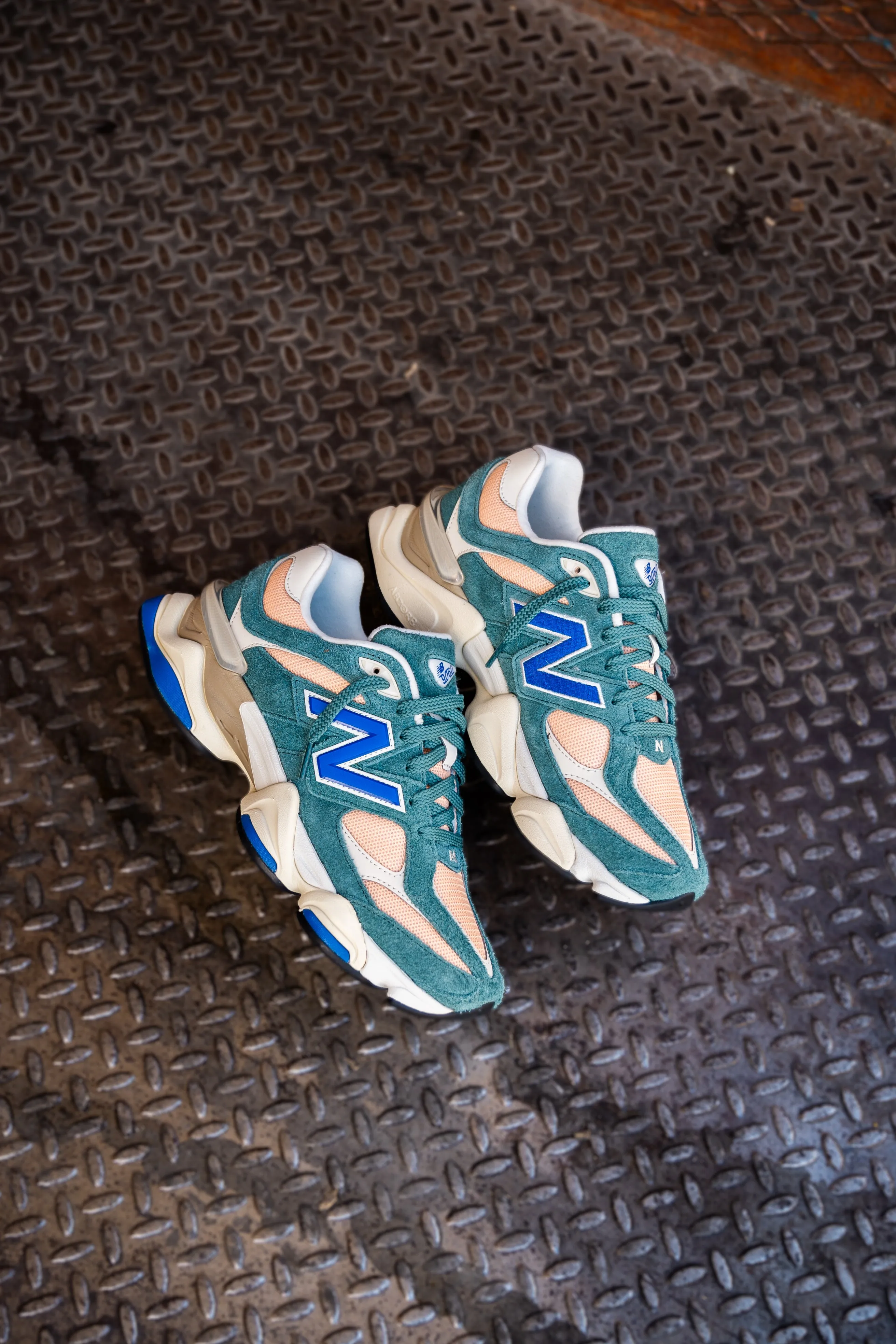 New Balance 9060 pour Homme (Nouvelle Épicéa) - U9060GEC