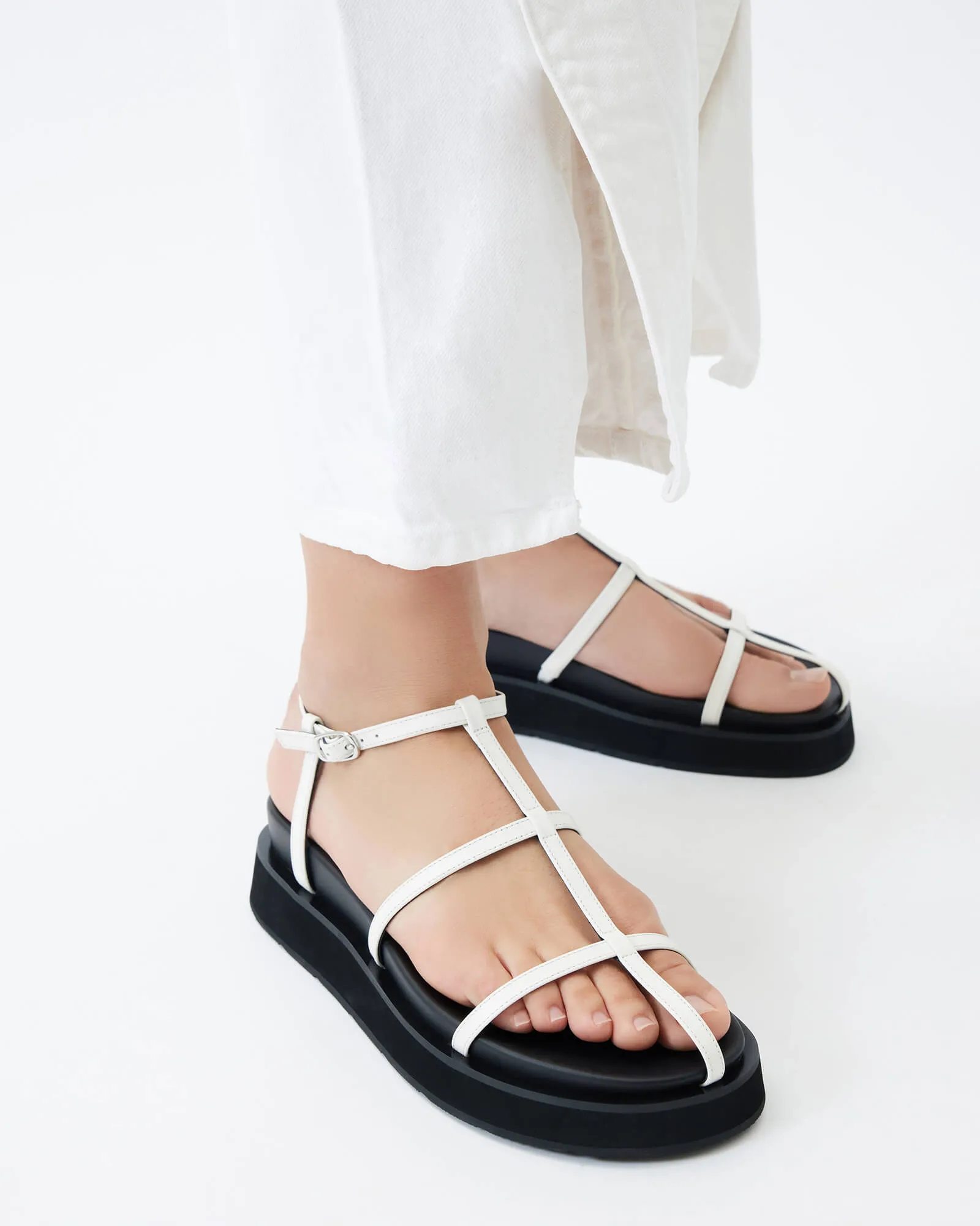 SANDALES PLATES MINA BLANCHE MULTICOLORE