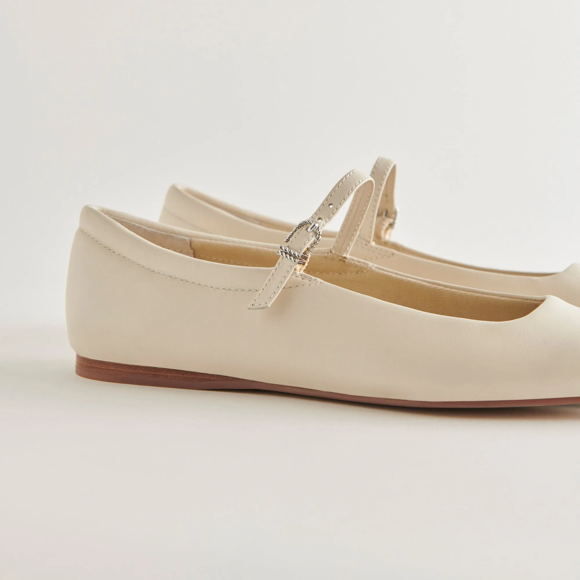 BALLERINES REYES EN CUIR IVOIRE