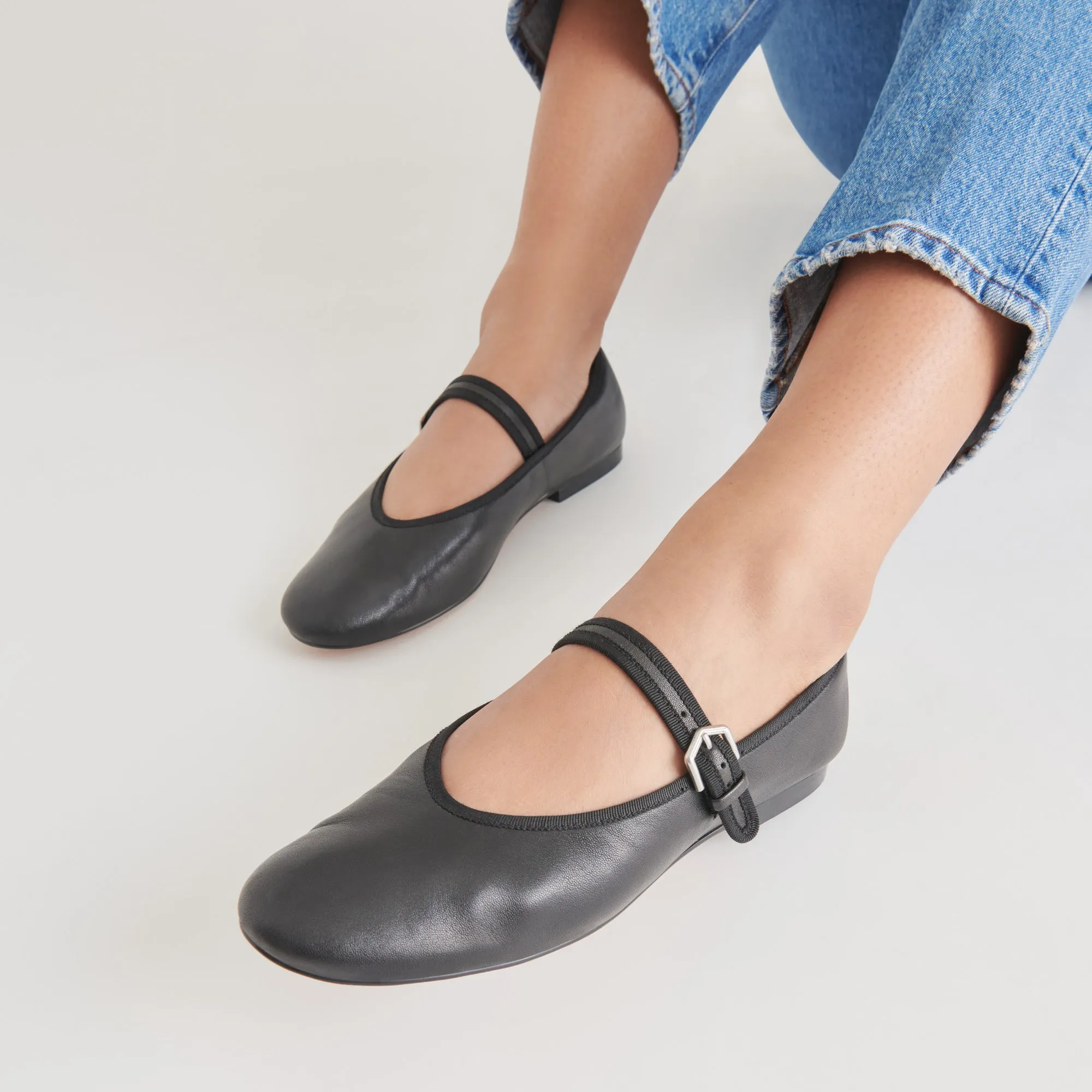 BALLERINES ROSLYN EN CUIR NOIR