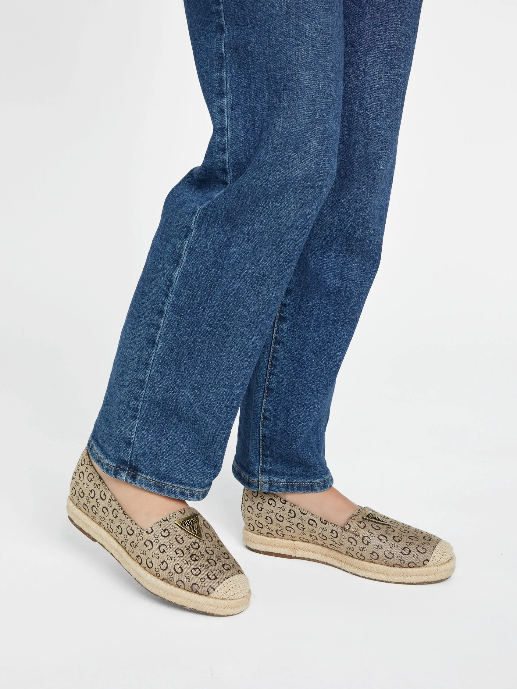 Espadrilles plates dépareillées Hey Dude Shoes